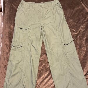 Wild Fable cargo pants. Size Medium
